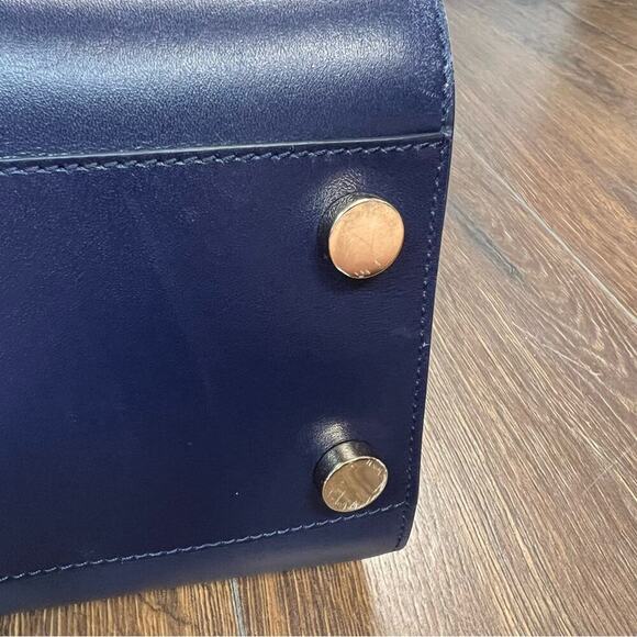 Jimmy choo large Riley crossbody tote bag in navy - Picture 7 of 16